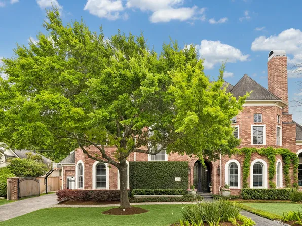 907 Enclave Lake Dr, Houston, TX 77077