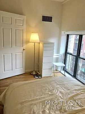 Rented by MOTION New York | media 2