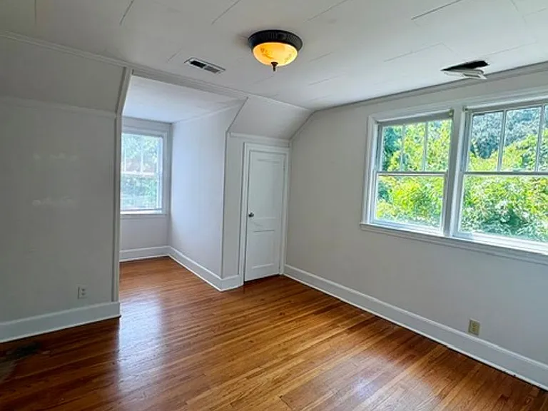530 Savannah Hwy — Photo 4