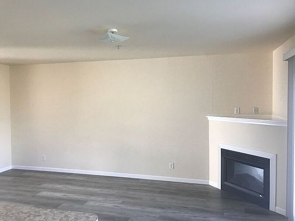 3rd image of 6405 N Chapel Hill Blvd #N102