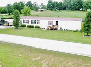 30 Meadow Lake Dr, Harviell, MO 63945