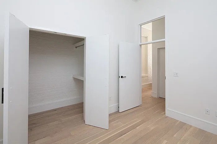 510 Julia St — Photo 95