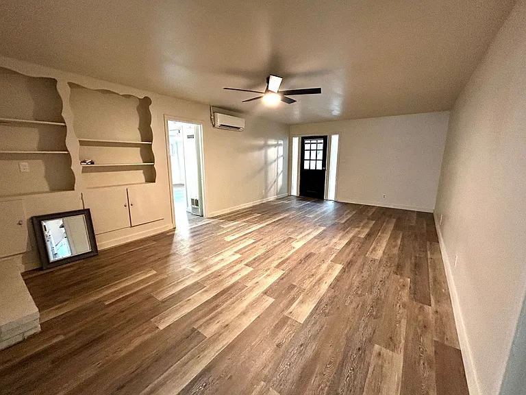 3304 Tom Green St #A — Photo 5