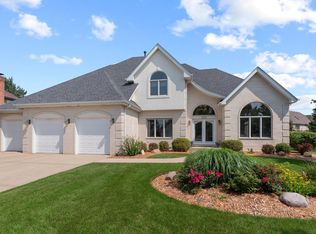 357 Galway Ct, Bloomingdale, IL 60108