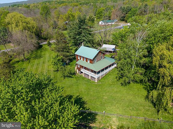 4th image of 215 Droneberger Rd