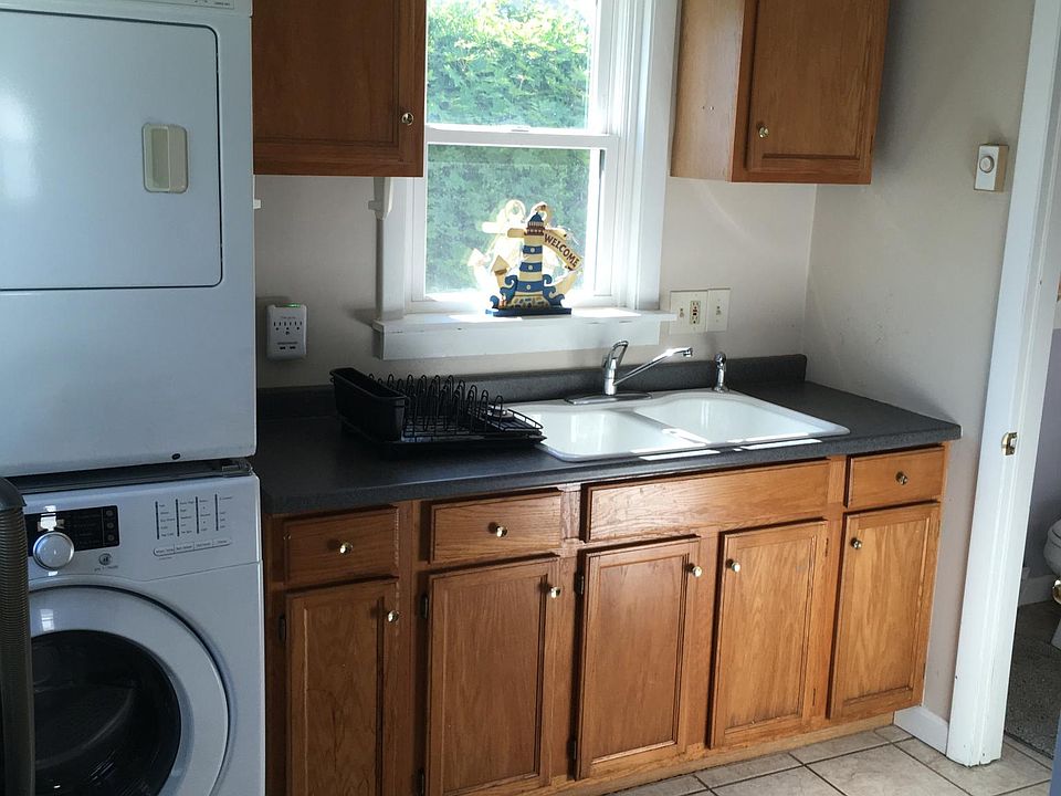 Kitchen and Laundry