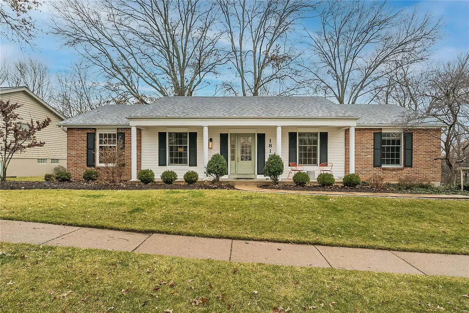 1818 Summer Lake Dr photo 1