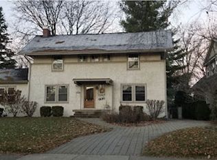 160 S Kenmore Ave, Elmhurst, IL 60126