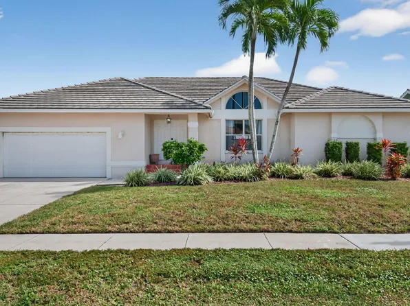 51 Hickory Ct, Marco Island, FL 34145