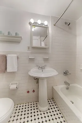 Rented by Halstead Real Estate | media 16