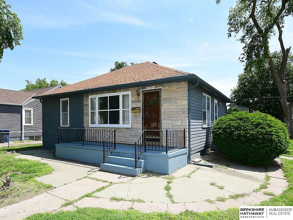 1st image of 2006 N Clarkson St