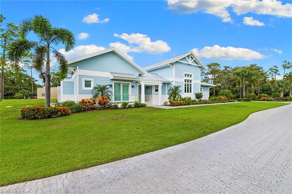 2 bed, 4.0 bath, 2000 sqft, $6,100 — Photo 4