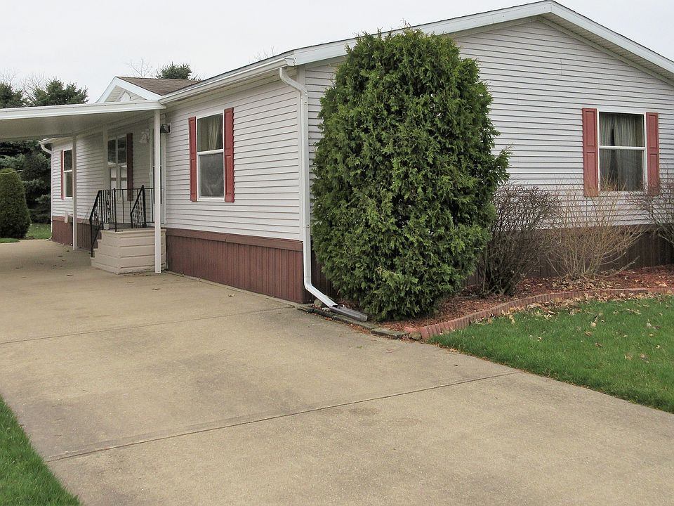 1st image of 228 Island Dr