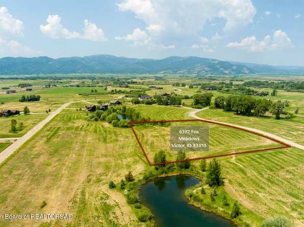 6392 Fox Meadows Dr, Victor, ID 83455