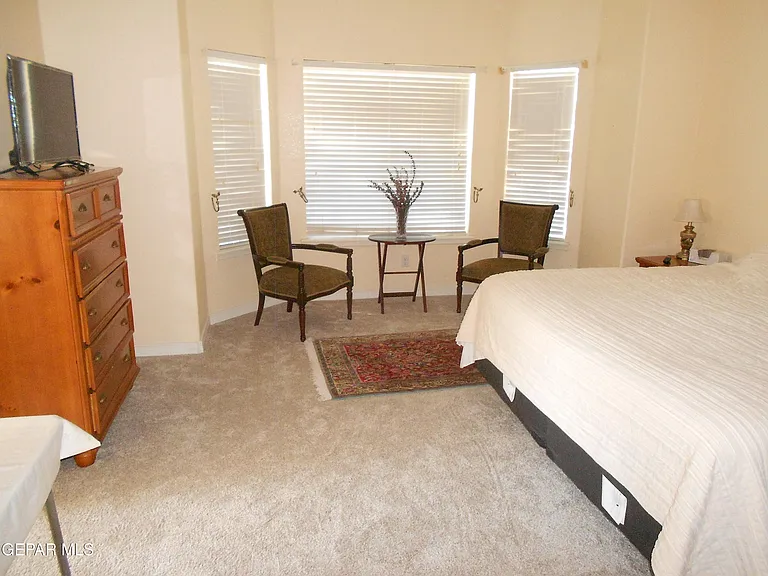 1201 Brown Ridge Pl — Photo 9