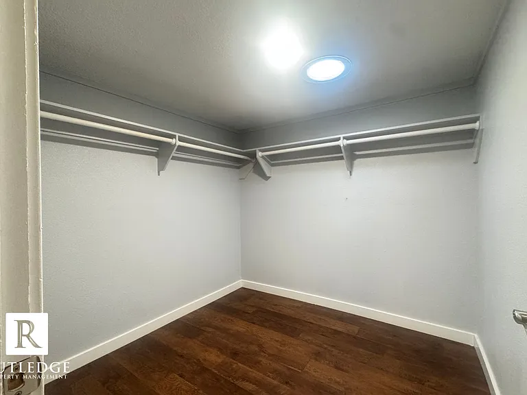 745 Dakota Ave — Photo 13
