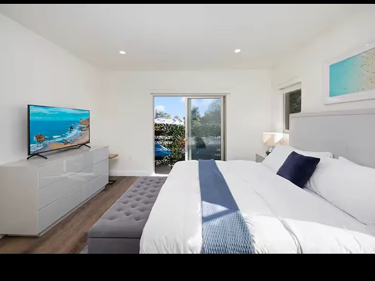 Lamanda Court — Photo 13