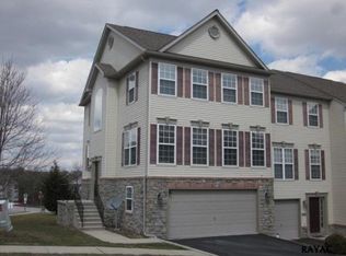 2701 Equestrian Dr, York, PA