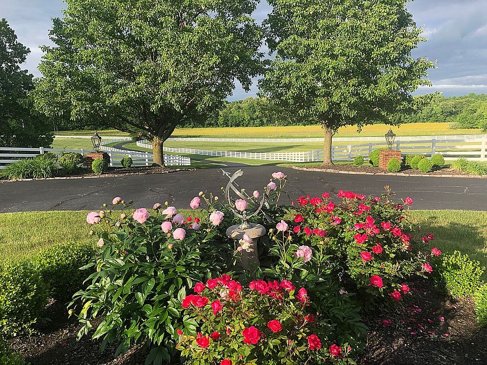 1965 Gholson Rd, West Paducah, KY 42086 Zillow