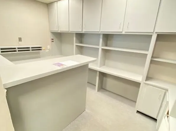 7400 Bergenline Avenue image 6 of 28