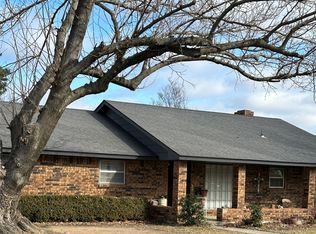 3141 Woodside Dr, Ardmore, OK 73401