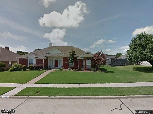 1st image of 4402 Lakehill Dr