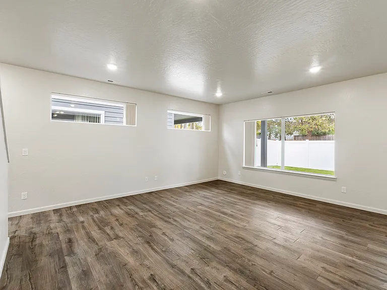 Birkdale Commons — Photo 35
