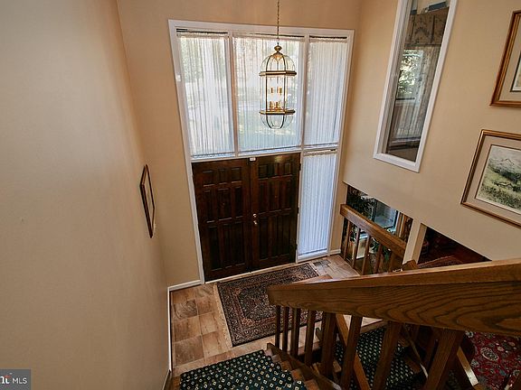 4th image of 3805 Fort Hill Dr