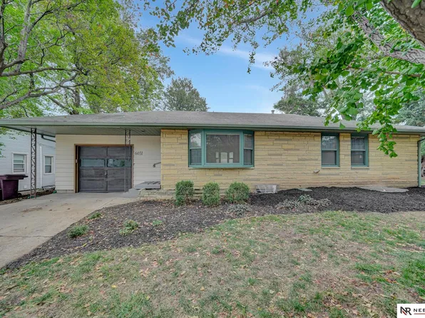 6031 Vine St, Lincoln, NE 68505