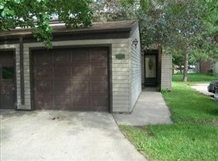 4312 Allendale Ct, Lincoln, NE 68516