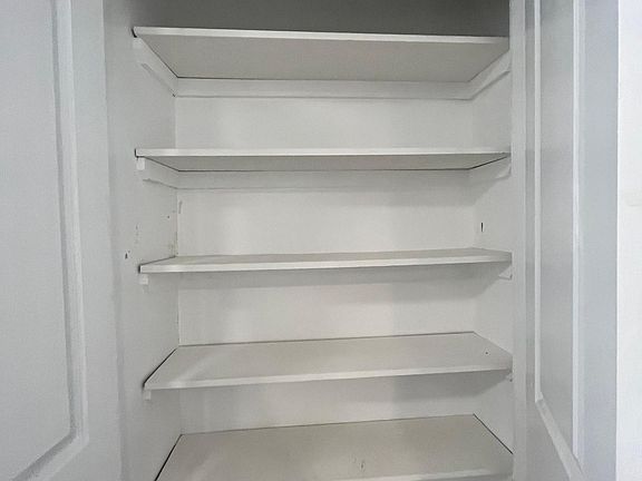 4th image of 138 Broadway #2A