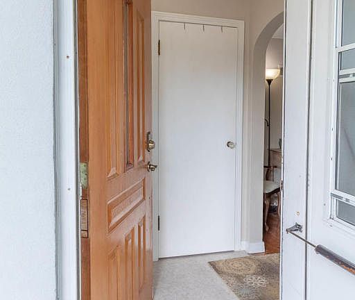 2nd image of 518 S McRoberts St