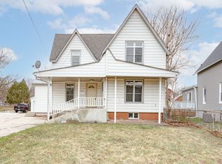 711 S 4th St, Dekalb, IL 60115