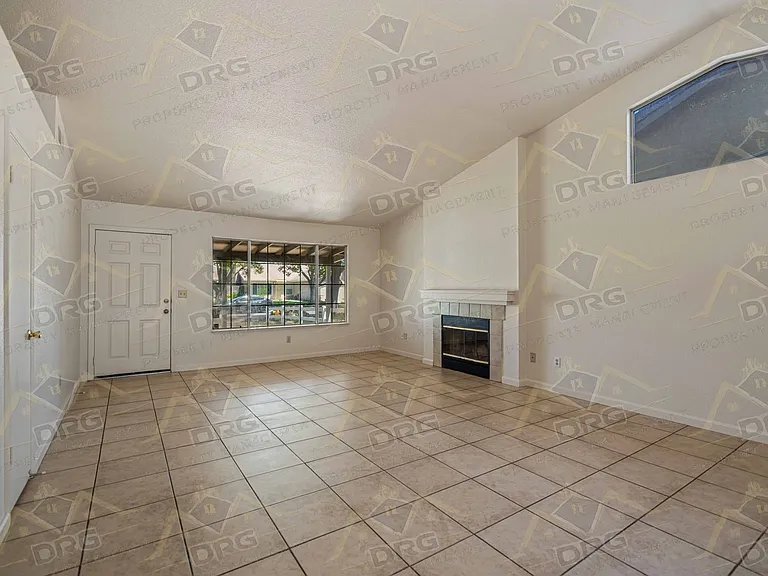 3524 Hallsboro Ct — Photo 6