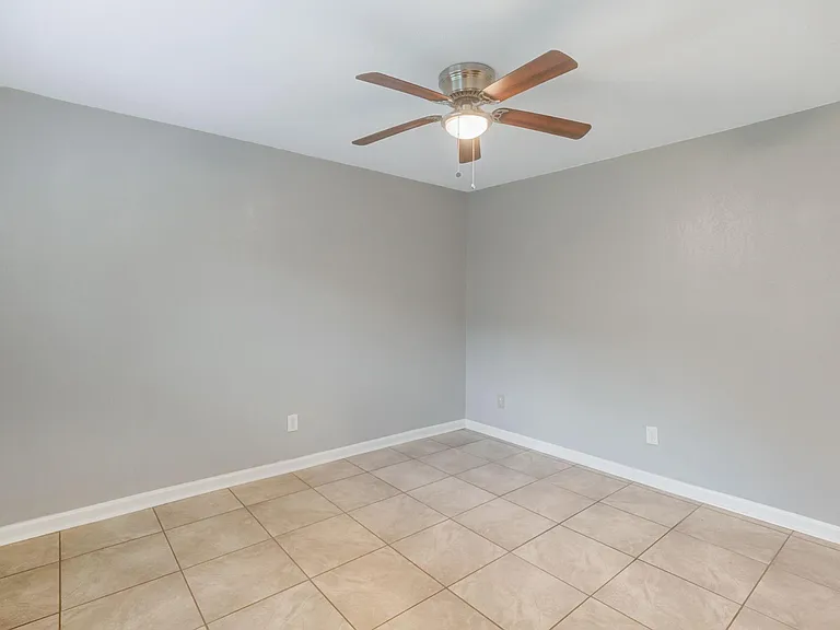 11511 Grapewood Ct — Photo 13
