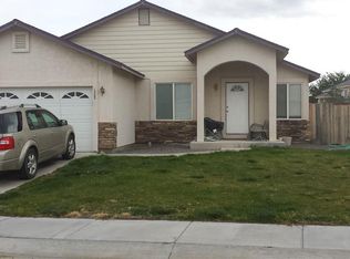 1302 Turf Ct, Fernley, NV 89408