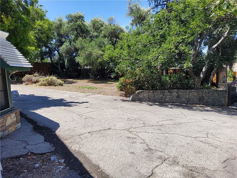 10630 Hillhaven Ave — Photo 5