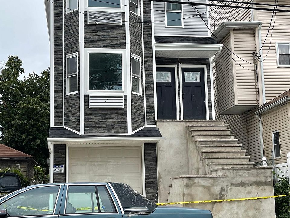 320 E 32nd St Paterson, NJ Zillow Apartments for Rent in Paterson