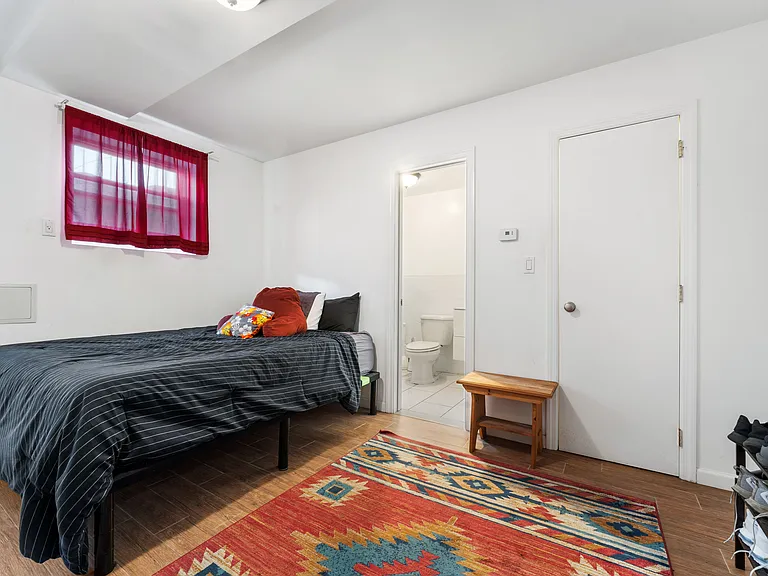 5631 30th Ave #1 — Photo 7