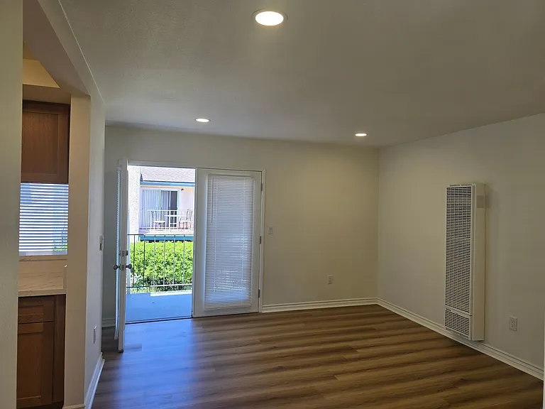 18651 Libra Cir — Photo 30