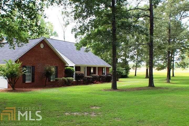 2nd image of 274 Strawberry Cir