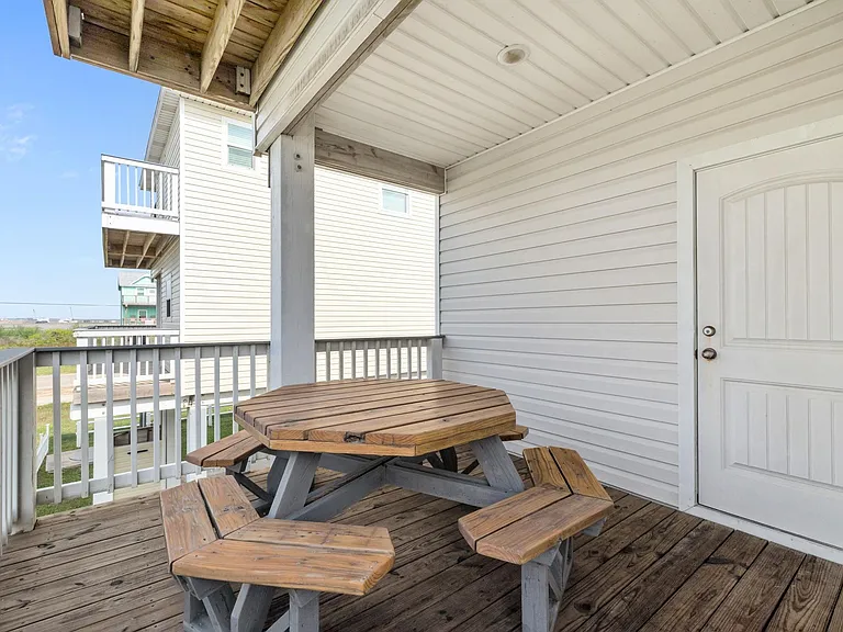 139 W Palm St — Photo 16