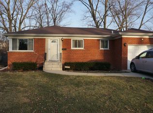 1703 Verde Dr, Mount Prospect, IL 60056
