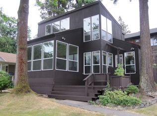 5700 80th Ave SE, Mercer Island, WA 98040