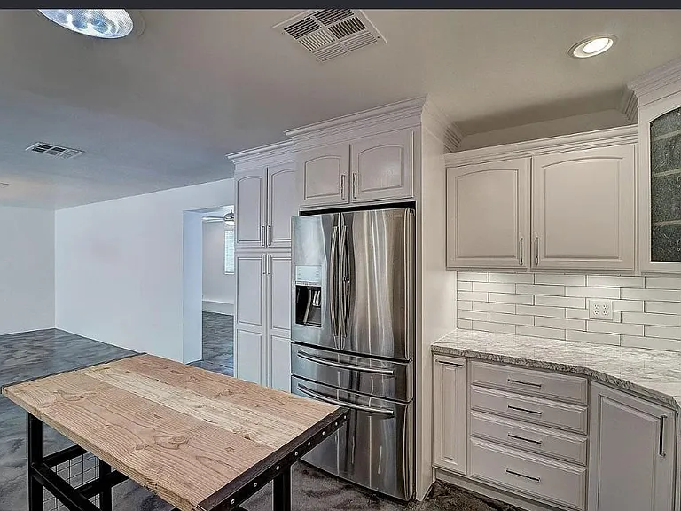 8144 E Fairmount Ave — Photo 9