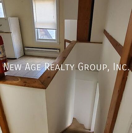 3rd image of 3806 Hamilton St APT 2
