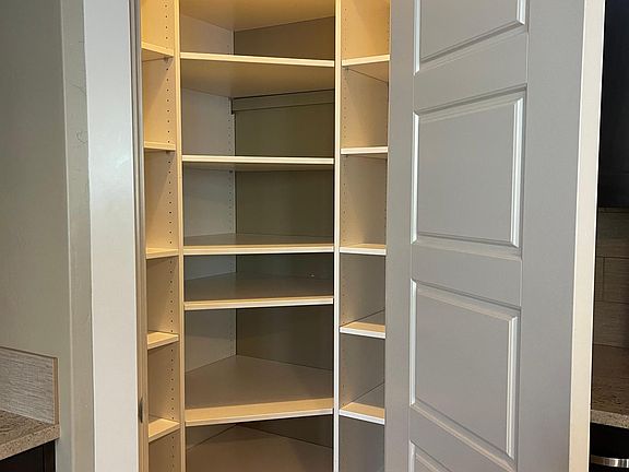 5th image of 4155 W Greenspire Dr