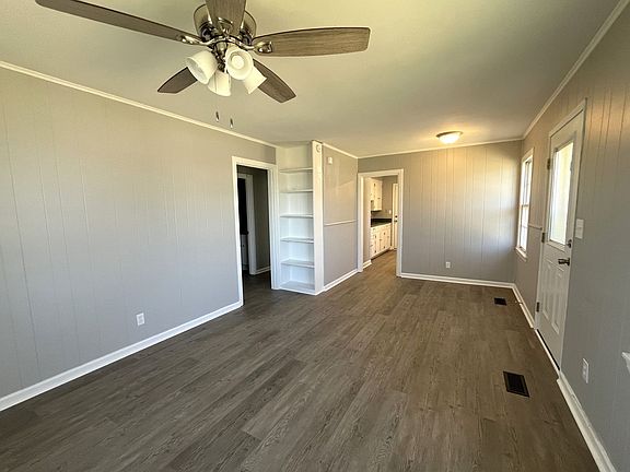 4th image of 519 Rosedale Ave