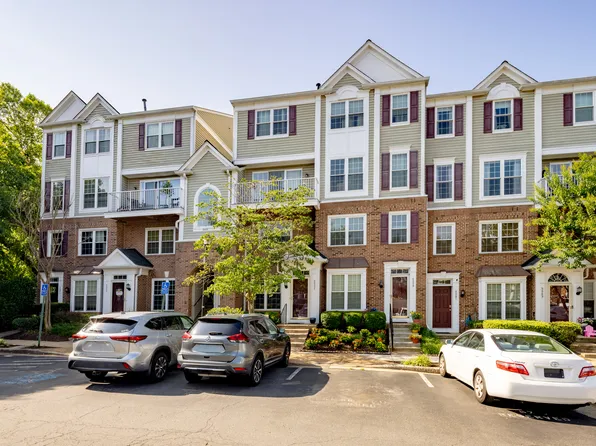 5977 Terrapin Pl, Alexandria, VA 22310