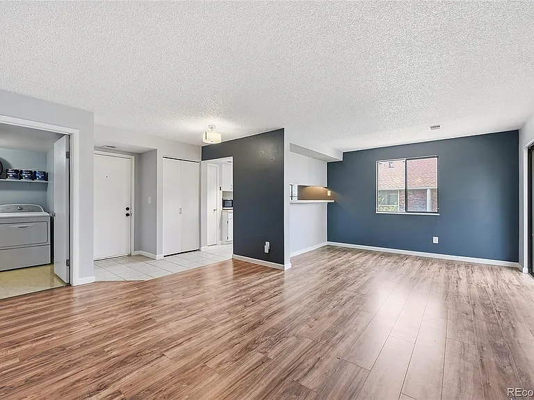 3021 S Ursula Cir #301 — Photo 7